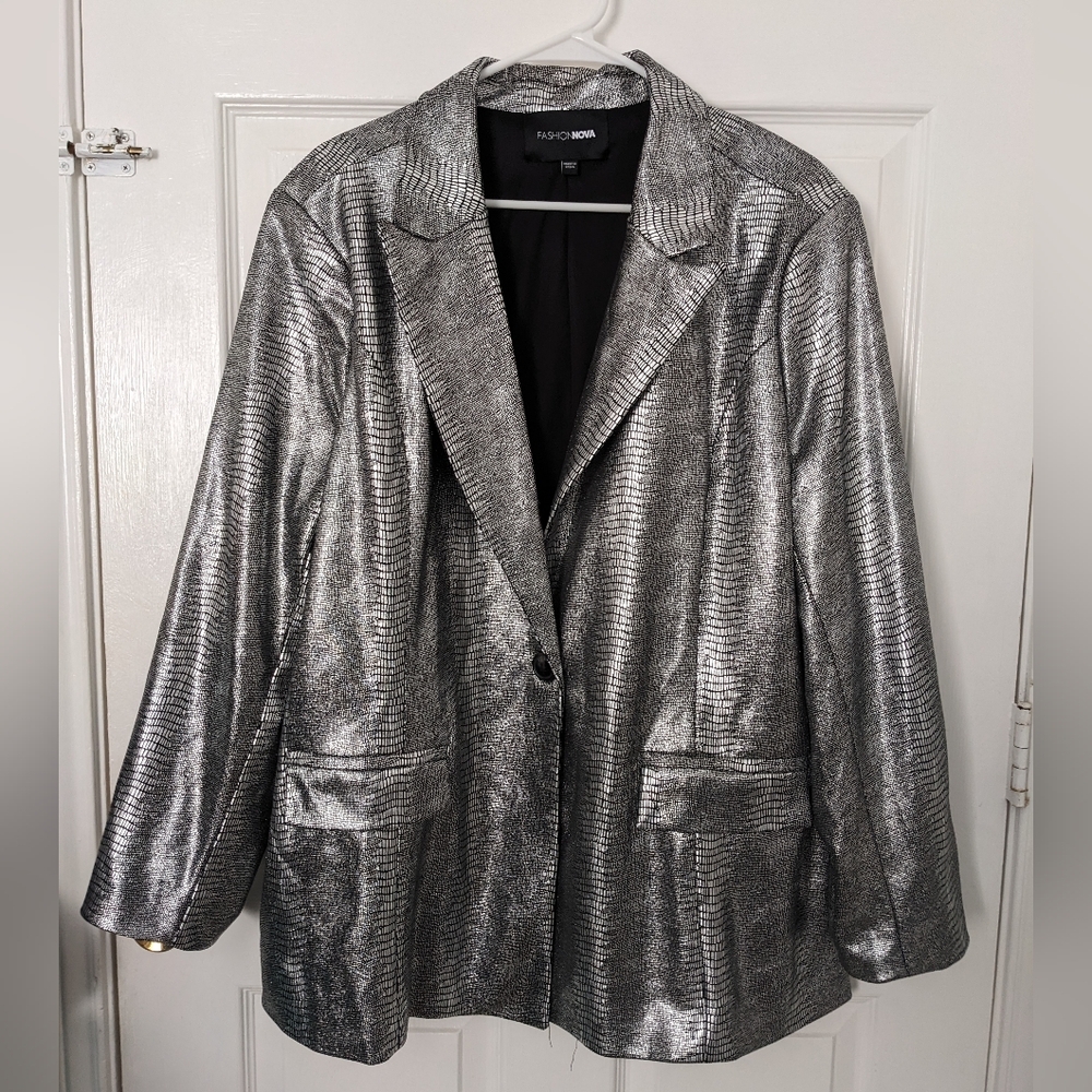 Silver Jacket - image 1